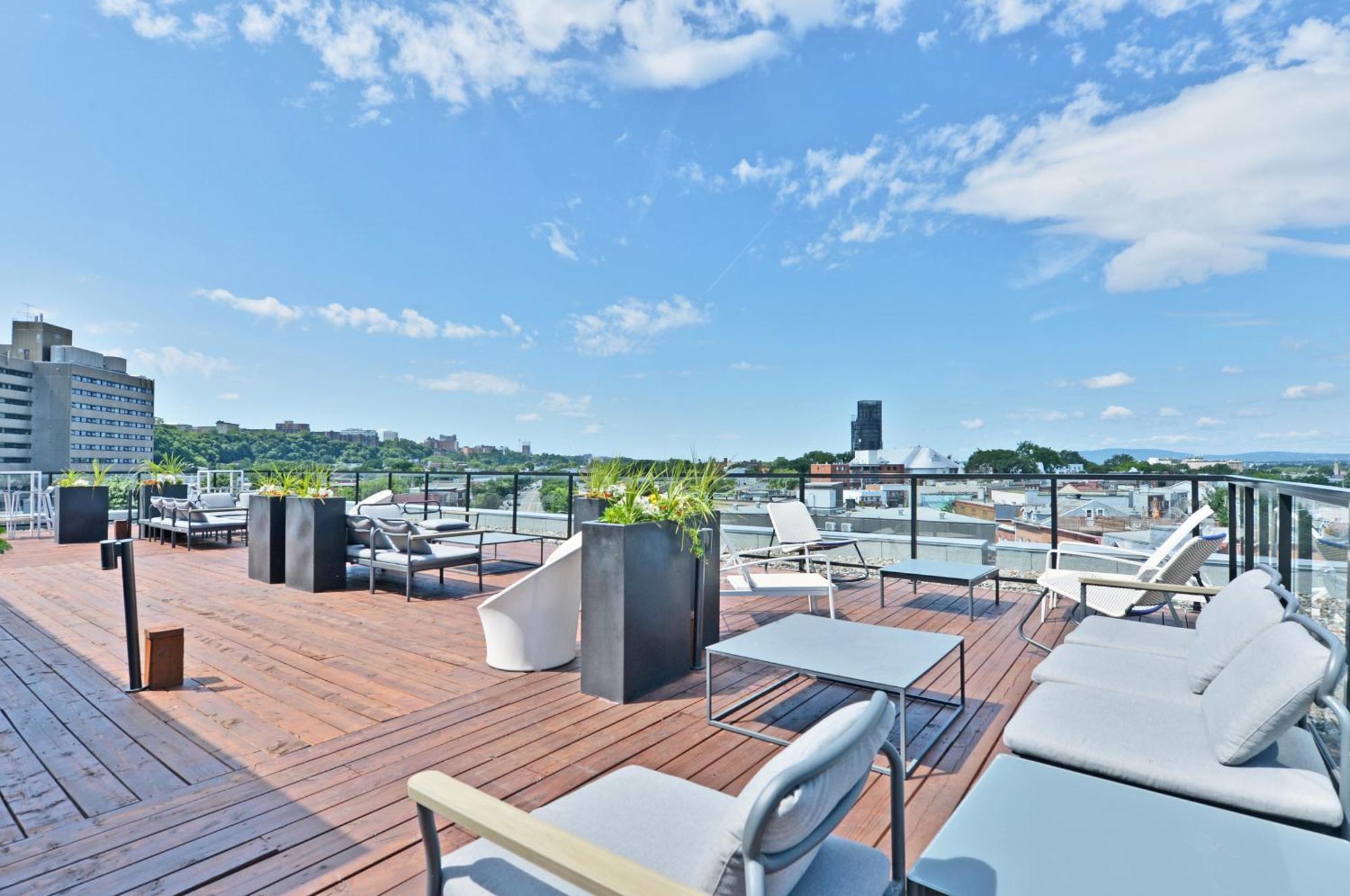 La Vie Est Belle: Free Parking, Gym, Rooftop Terrace Quebec City Exterior photo
